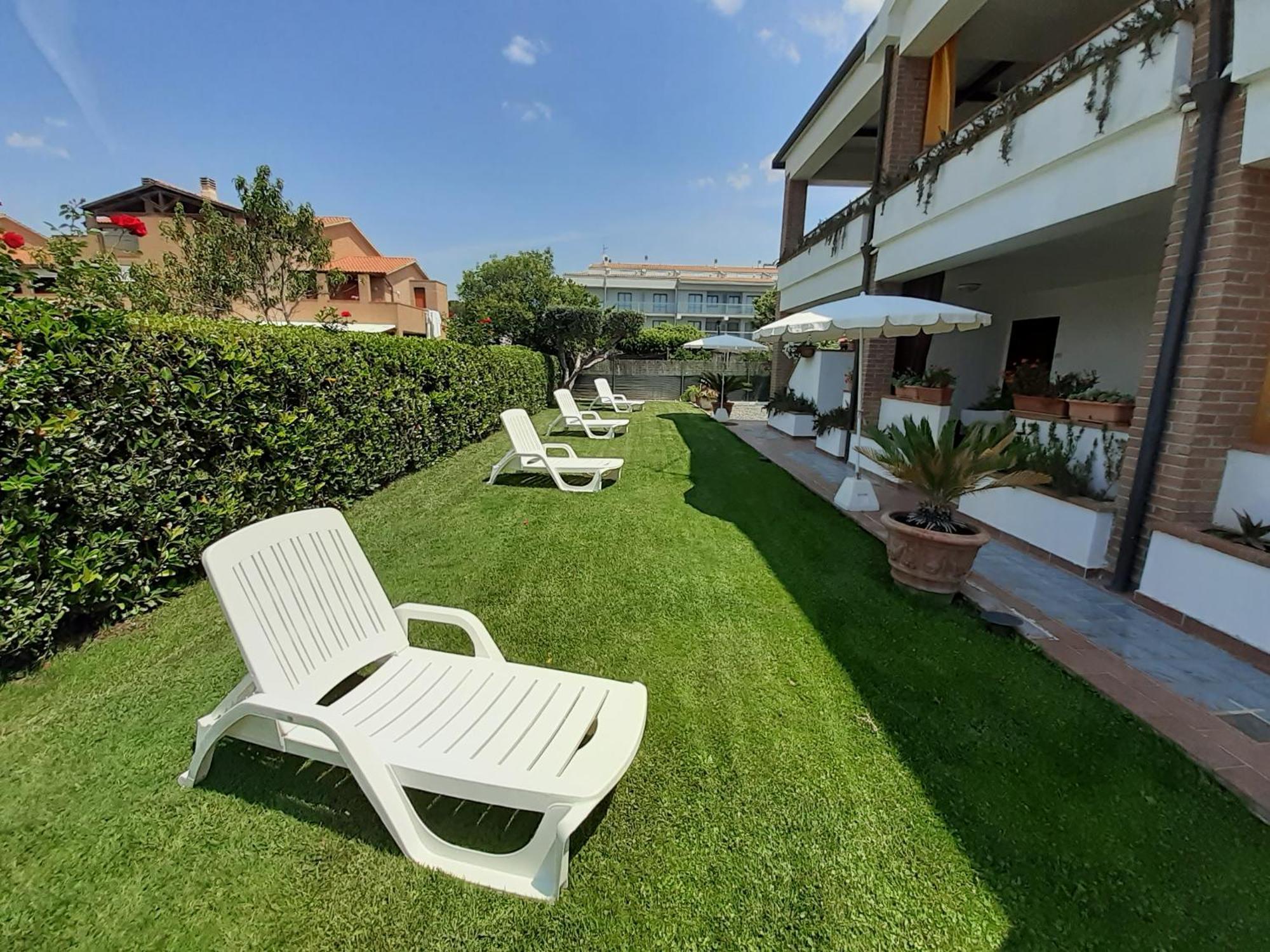 Hotel B&B Rispescia Grosseto Екстер'єр фото