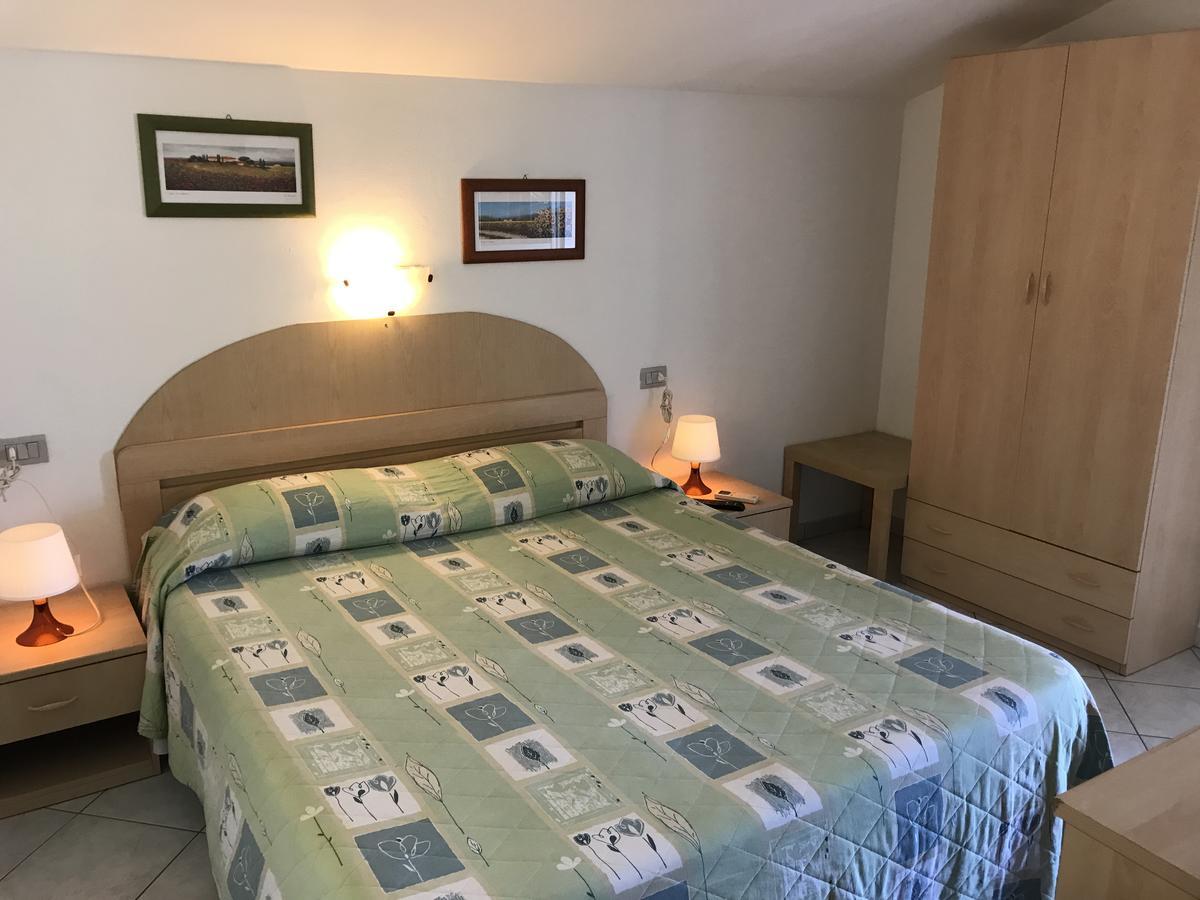 Hotel B&B Rispescia Grosseto Екстер'єр фото