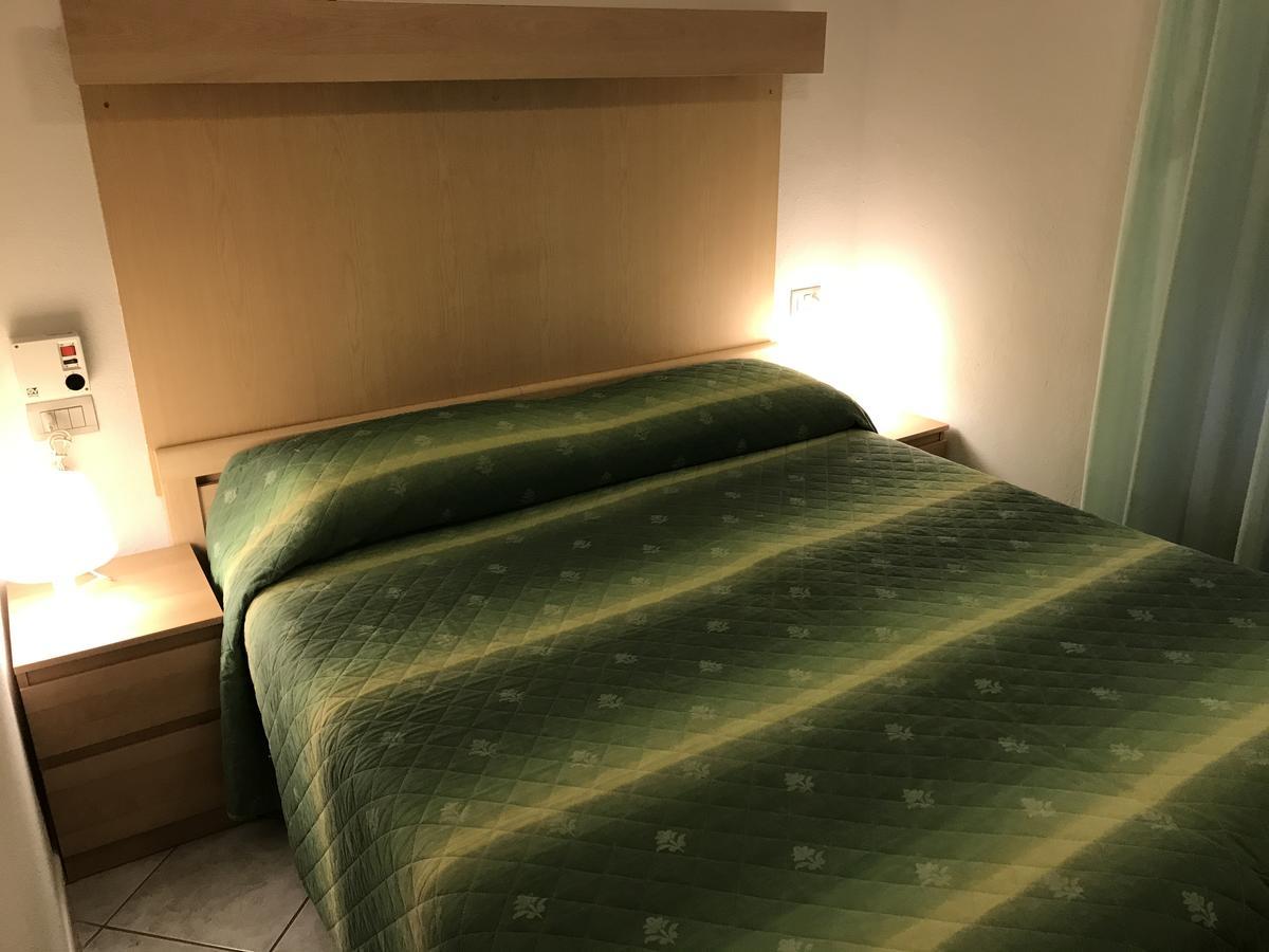 Hotel B&B Rispescia Grosseto Екстер'єр фото